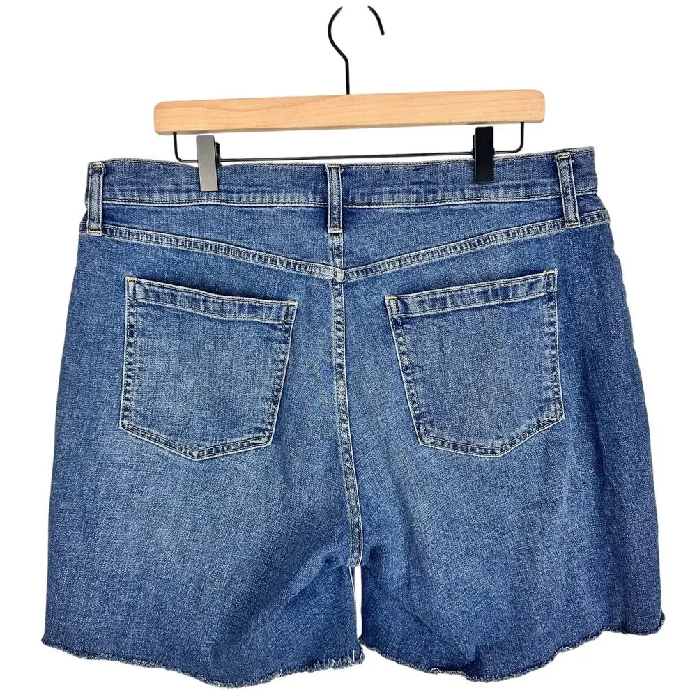 GAP 5” girlfriend